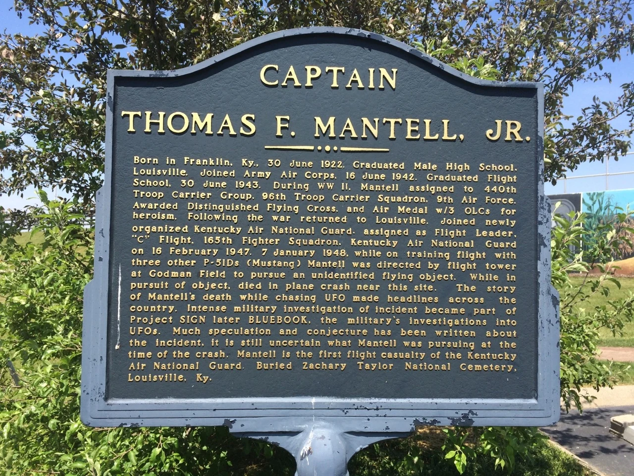 Capt. Thomas Mantell 추모비 — Kentucky 추락 지점