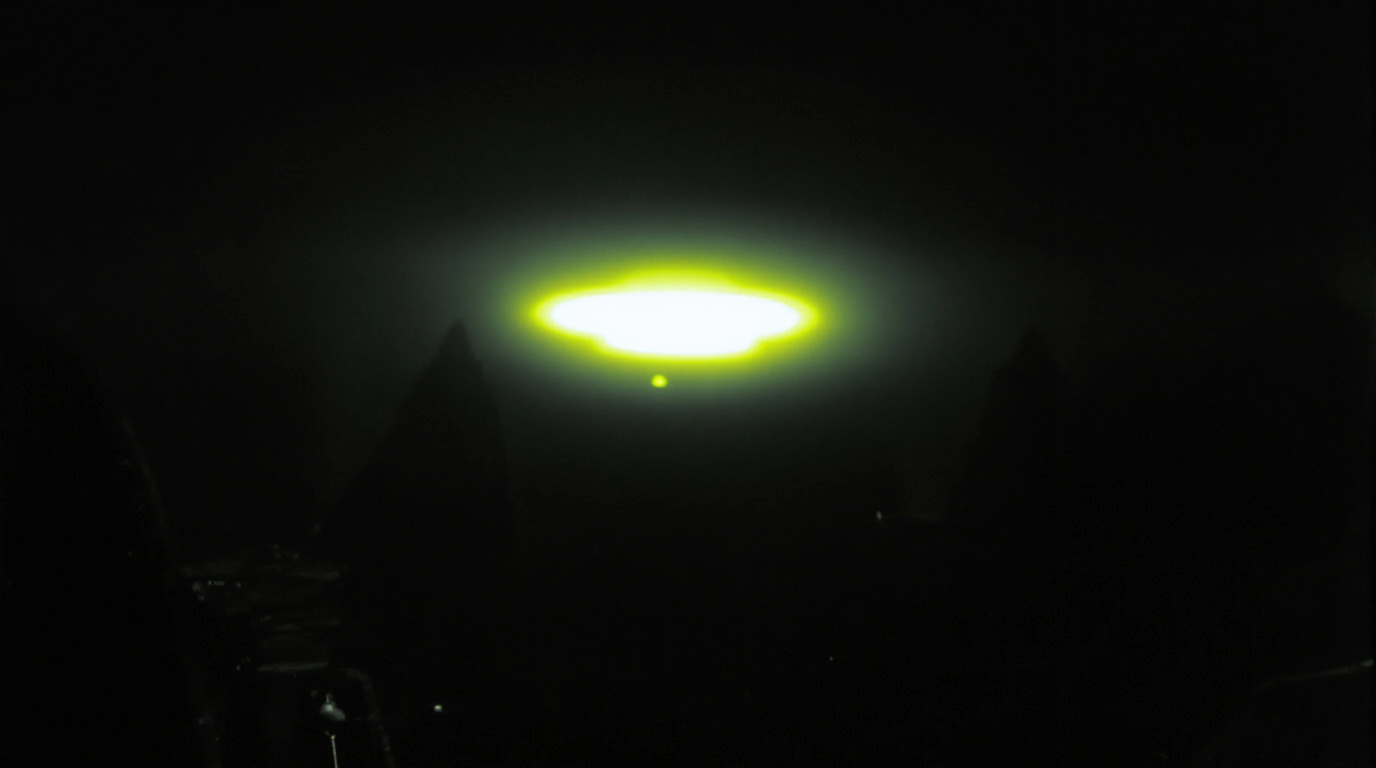 한국 — 미 국방부 공인 '세계 3대 UFO 성지' (메타 큐레이션)